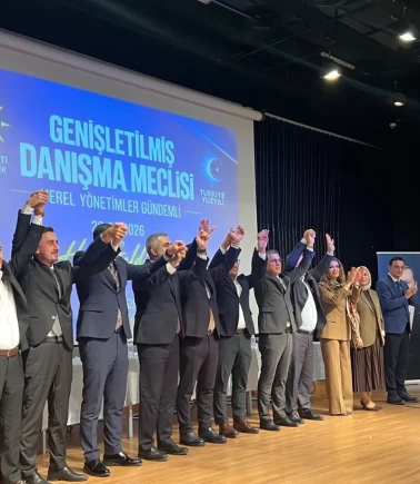 CHP'li 6 meclis üyesi AK Parti'ye geçti