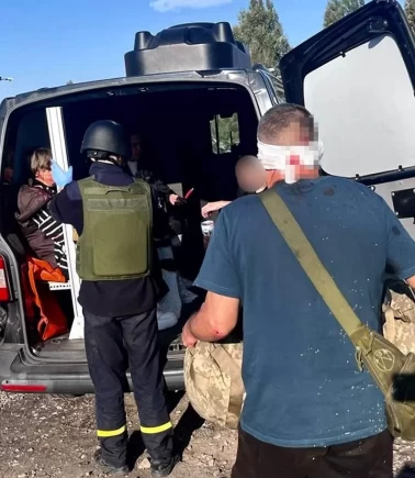 Rusya sivilleri taşıyan minibüsü hedef aldı!