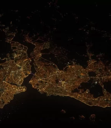 İstanbul uzaydan böyle görünüyor!