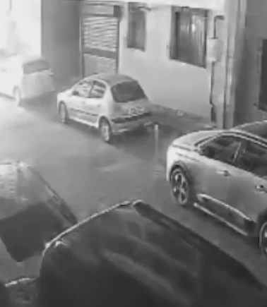 Servis ihalesi tehdidi kundaklamayla bitti