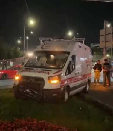 Ambulans refüje çıktı!