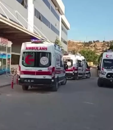 Yedikleri tantuni hastanelik etti! 20 işçi zehirlendi