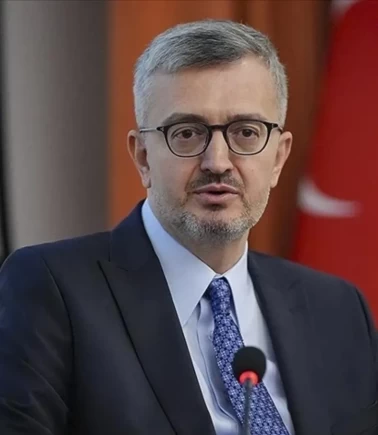 İletişim Başkanı Duran'dan Filenin Sultanları'na tebrik