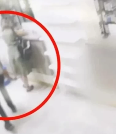Eczanede gizli çekim skandalı