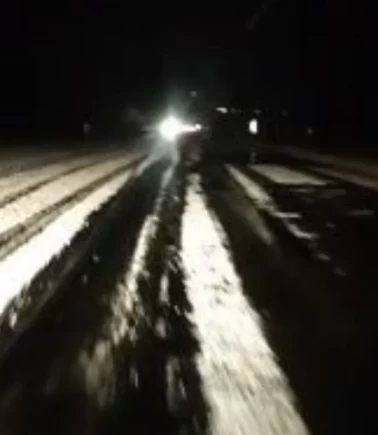 Ardahan'da şiddetli dolu trafiği kilitledi