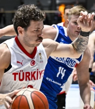 12 Dev Adam’dan farklı galibi