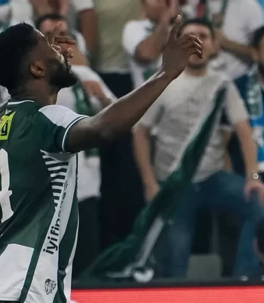 Bursaspor'un yıldızı Iheanacho'dan tarihi rekor!