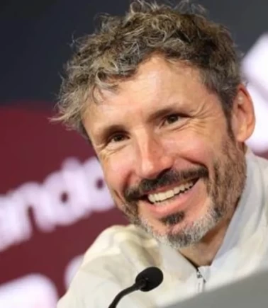Van Bommel'den Türkiye maçı öncesi açıklama