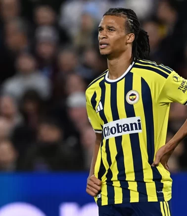 Fenerbahçe'de Ake taraftarları korkuttu!
