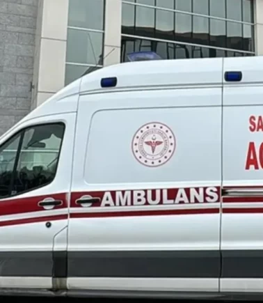 Rize'de minibüsle çarpışan motosikletin sürücüsü öldü
