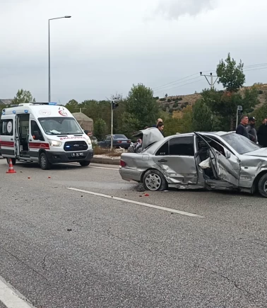 Burdur'da düğün yolunda feci kaza: Ölü ve yaralılar var