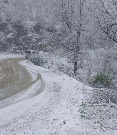 Manisa’nın yüksek kesimleri beyaza büründü