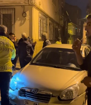 Trafikte tartıştığı genci otomobiliyle kovaladı! 3 araca çarptı