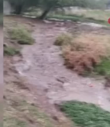 Başkentte kuvvetli yağış taşkına yol açtı