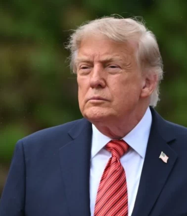 Trump'tan Tahran yönetimine açık tehdit: Belki biraz daha ileri gidebiliriz
