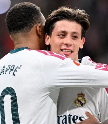 Real Madrid, Sevilla karşısında farklı kazandı