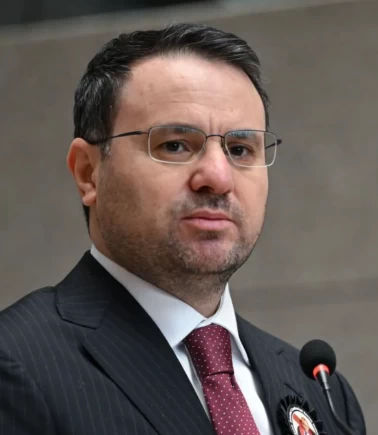 Bakan Gürlek’ten şehit polis Tayfun Akalan için taziye mesajı