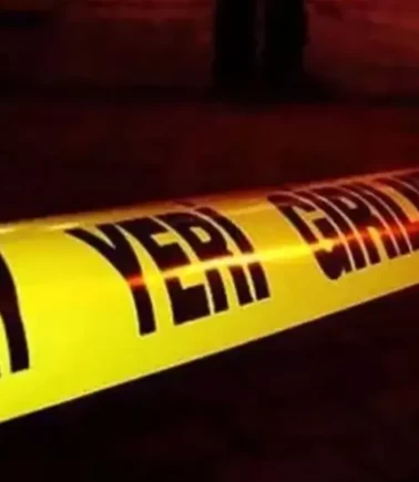 Bastonu kırılınca kendi yaktığı ateşin içine düşüp öldü