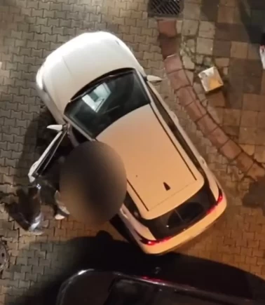 Kadıköy'de dron destekli uyuşturucu operasyonu: 2 şüpheli yakalandı