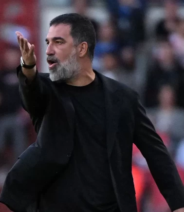 Arda Turan'dan Stamford Bridge'te tarihi zafer!