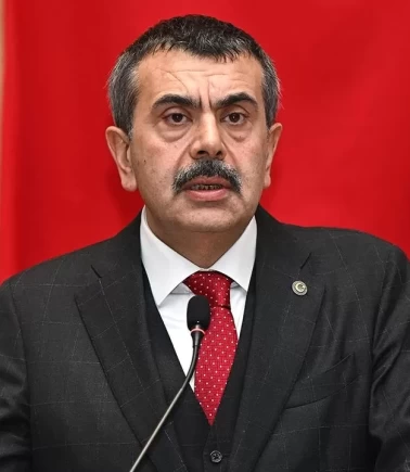 Bakan Tekin’den 29 Ekim Cumhuriyet Bayramı mesajı