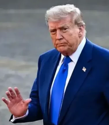 Trump yine İran'a yeni saldırı sinyalleriyle gündeme geldi