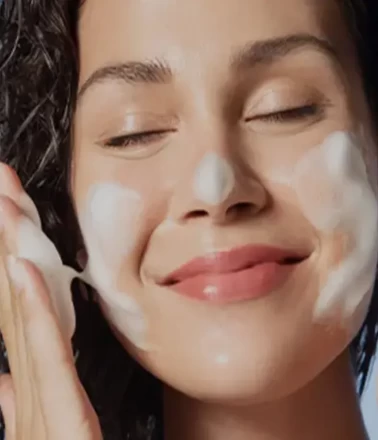 Bu doğal temizleyiciler cildi ışıl ışıl yapıyor