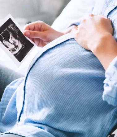 Bebeğin hareketleri ne zaman hissedilir?