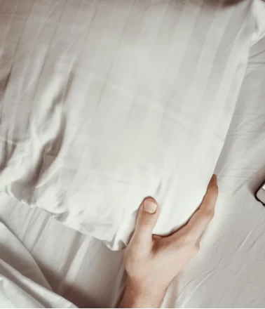 Telefonla uyumak uyku kalitesini nasıl etkiliyor?