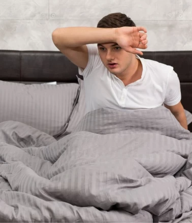 Gece terlemesine dikkat! Halsizlik ve kilo kaybı varsa sakın hafife almayın