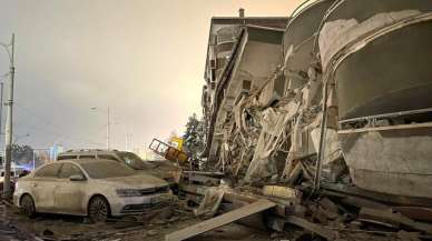 Son Dakika: 10 ili vuran depremde hayatını kaybedenlerin sayısı 14 bin 14, yaralı sayısının 63 bin 794 olduğunu açıkladı