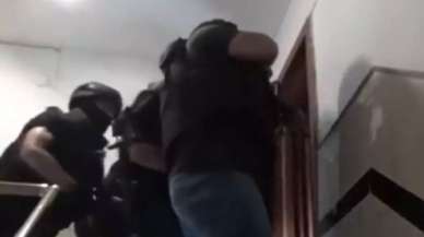 HDP Esenyurt ilçe binasına operasyon