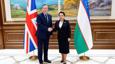 İngiltere Dışişleri Bakanı Cameron, Özbekistan'da temaslarda bulundu