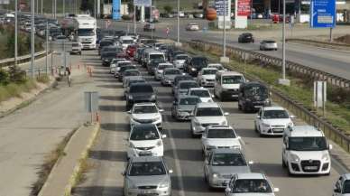'Kilit kavşak' Kırıkkale'de bayram dönüşü trafiği