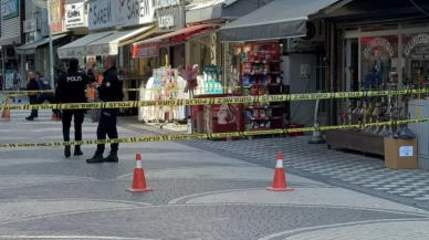Sakarya Akyazı’da çatırdama sesleri gelen 2 katlı bina boşaltıldı