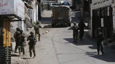 İsrail askerleri darbetti!