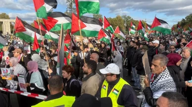 Gazze’de ateşkes sonrası Berlin’de 16 bin kişi Filistin'e destek gösterisinde buluştu