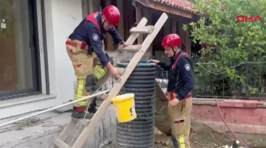 8 metrelik boruya düşen kedi 1 saatte çıkarıldı