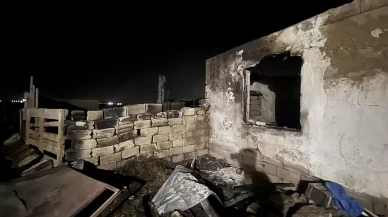 Niğde'de ahır yangını!