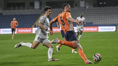 Başakşehir duraklamalarda güldü