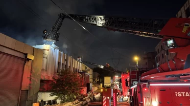 Ümraniye'de mobilya fabrikasında yangın