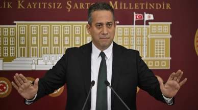 Ali Mahir Başarır kürsüden alçak ifadelerle ağzından salya köpürttü! İktidara hakaretler savurdu!