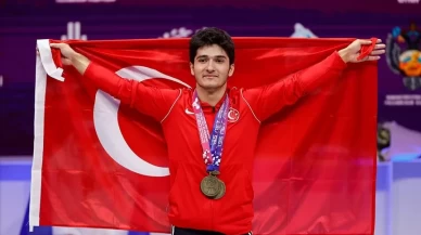 Muhammed Furkan Özbek dünya şampiyonu oldu!