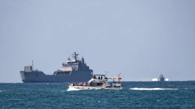 İsrail’in uluslararası sularda alıkoyduğu gemiler ve aktivistler Aşdod Limanı’na getirildi