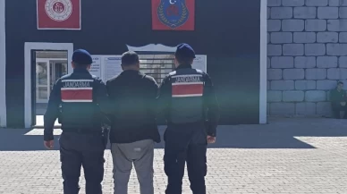 Afyonkarahisar’da 26 yıl hapisle aranan şahıs jandarma operasyonu ile yakalandı