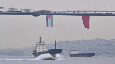 İstanbul Boğazı'ndaki köprülere Filistin bayrakları asıldı