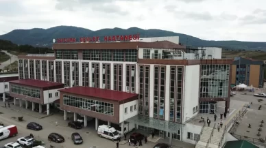 16 yaşındaki çocuk, karın ağrısıyla gittiği hastanede doğum yaptı