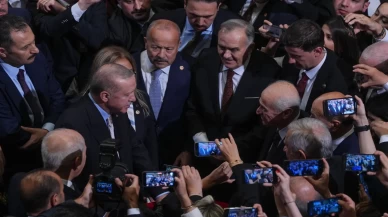 CHP'nin olmadığı resepsiyonda ne kriz ne gerginlik vardı. İşte resepsiyondan sıcak kareler...