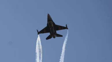 SOLOTÜRK’ten Cumhuriyet gösterisi