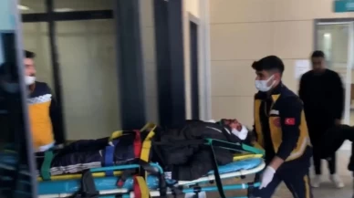 Şanlıurfa’da yol kenarında silahla vurulmuş 2 genç bulundu